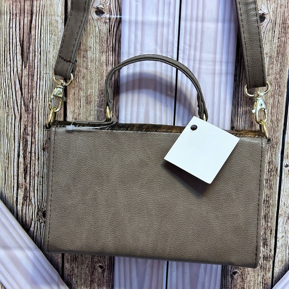 Mini Crossbody wallet Stylish Cow Hide tooled Brown and Tan Women's Bag (b) - Picture 10 of 10